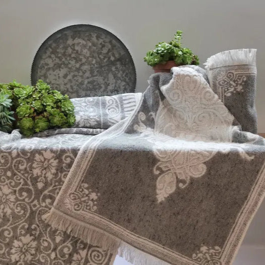 WSL Spring Grey Fringe Bath Towel Set