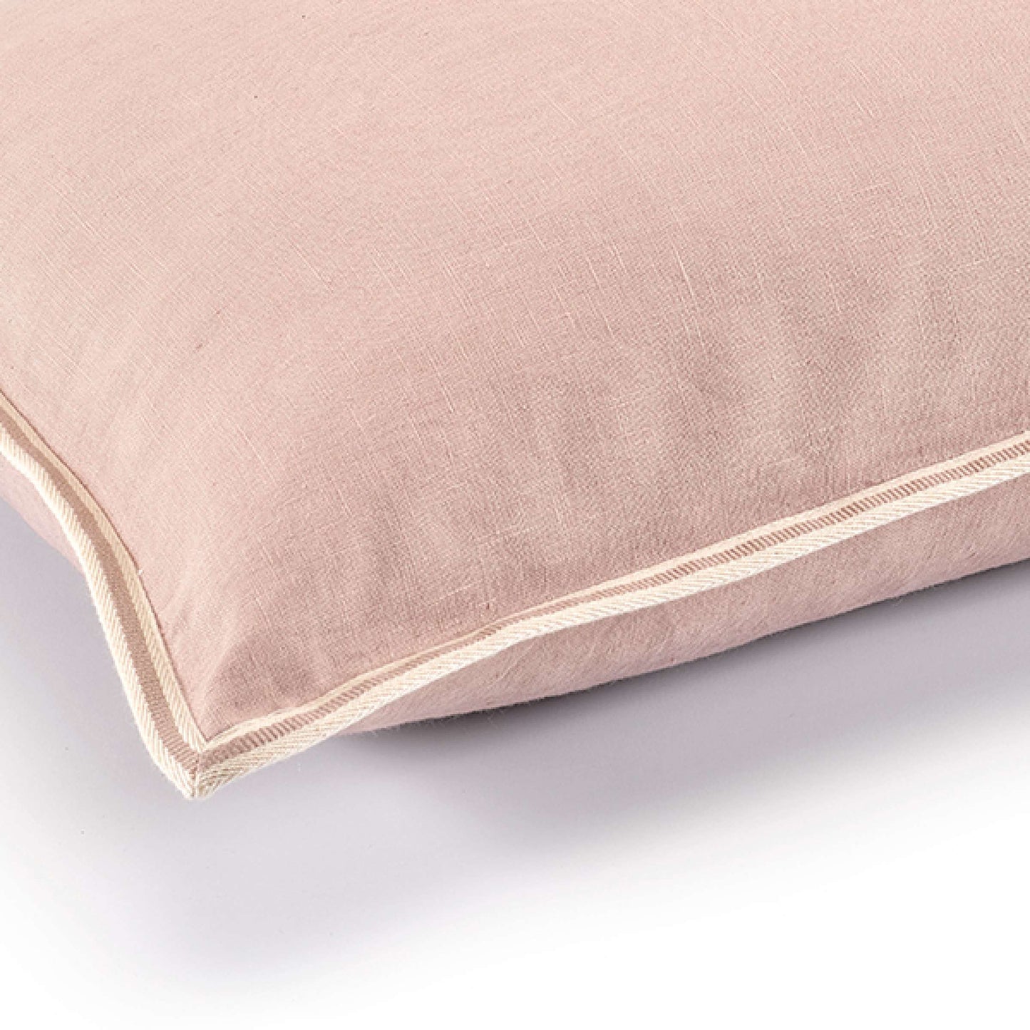 Elitis Philia Cushion - Seneca