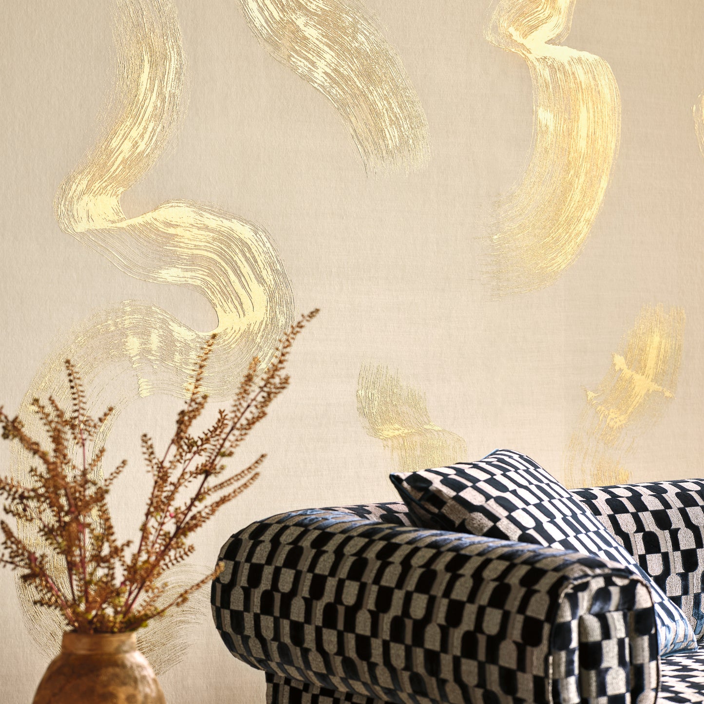 Tsauri Mural Gold - Romo Black Edition