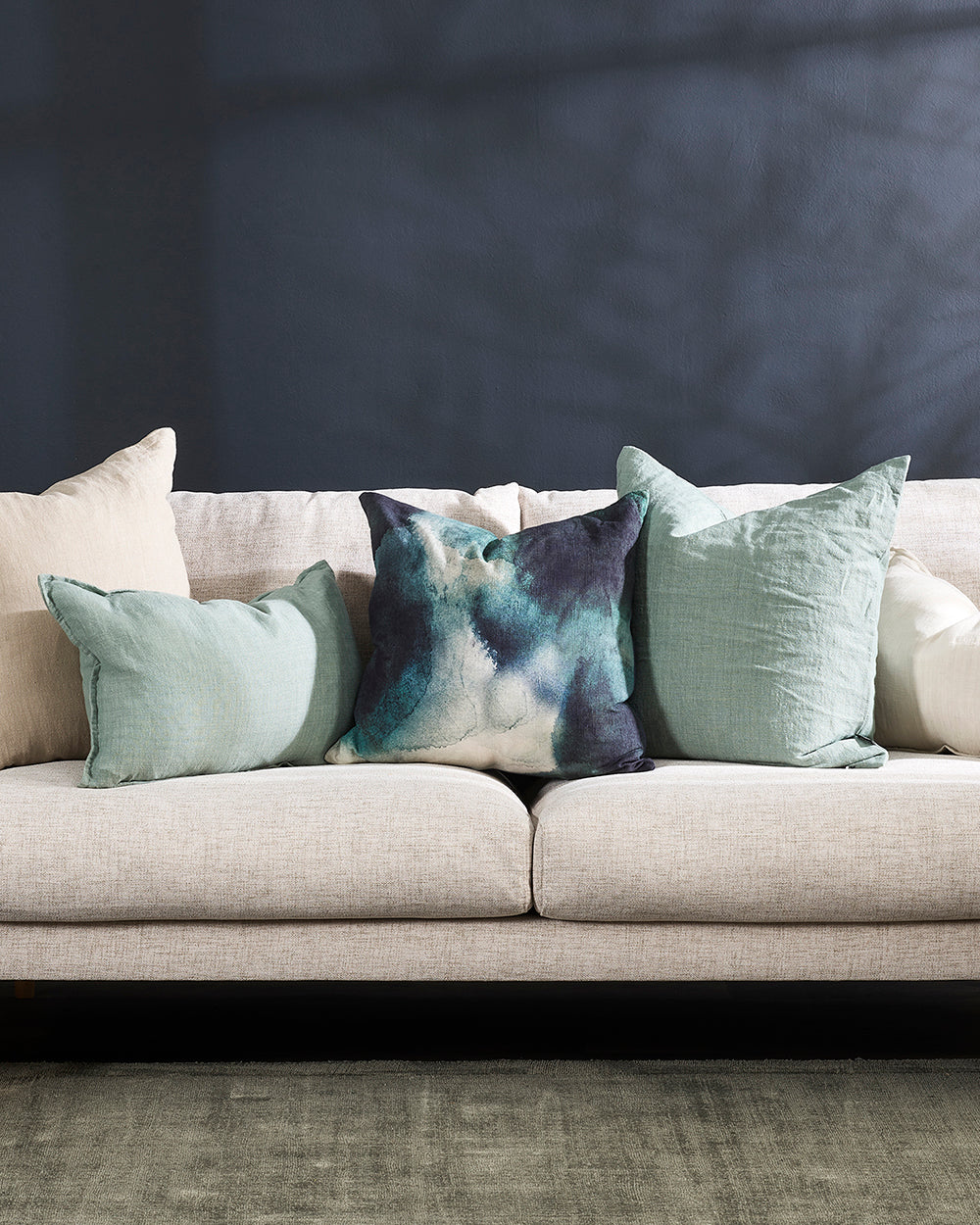 Amelia Cushion