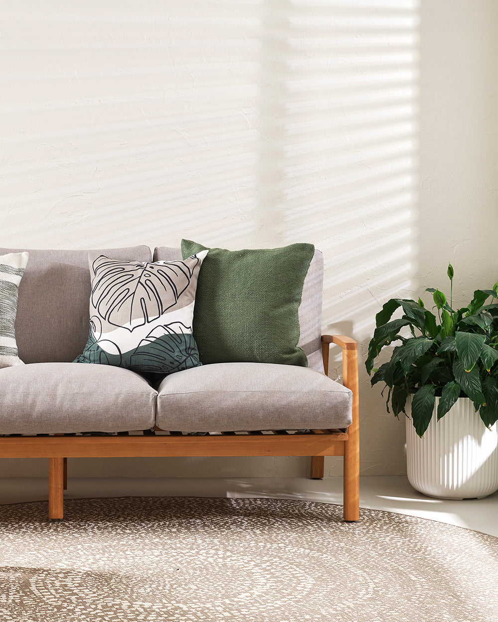 Liana Outdoor Cushion