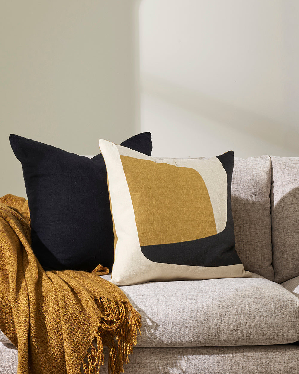 Maria Cushion