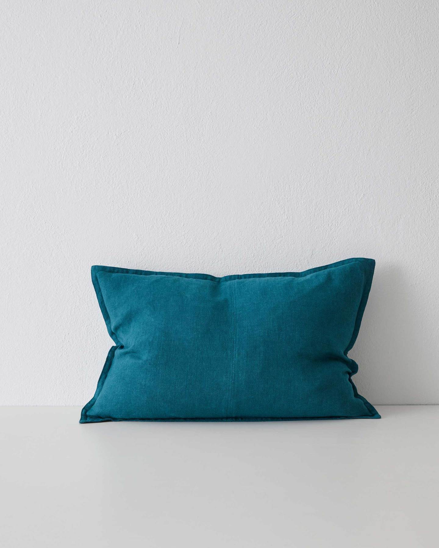 Como Linen Lumbar Cushion