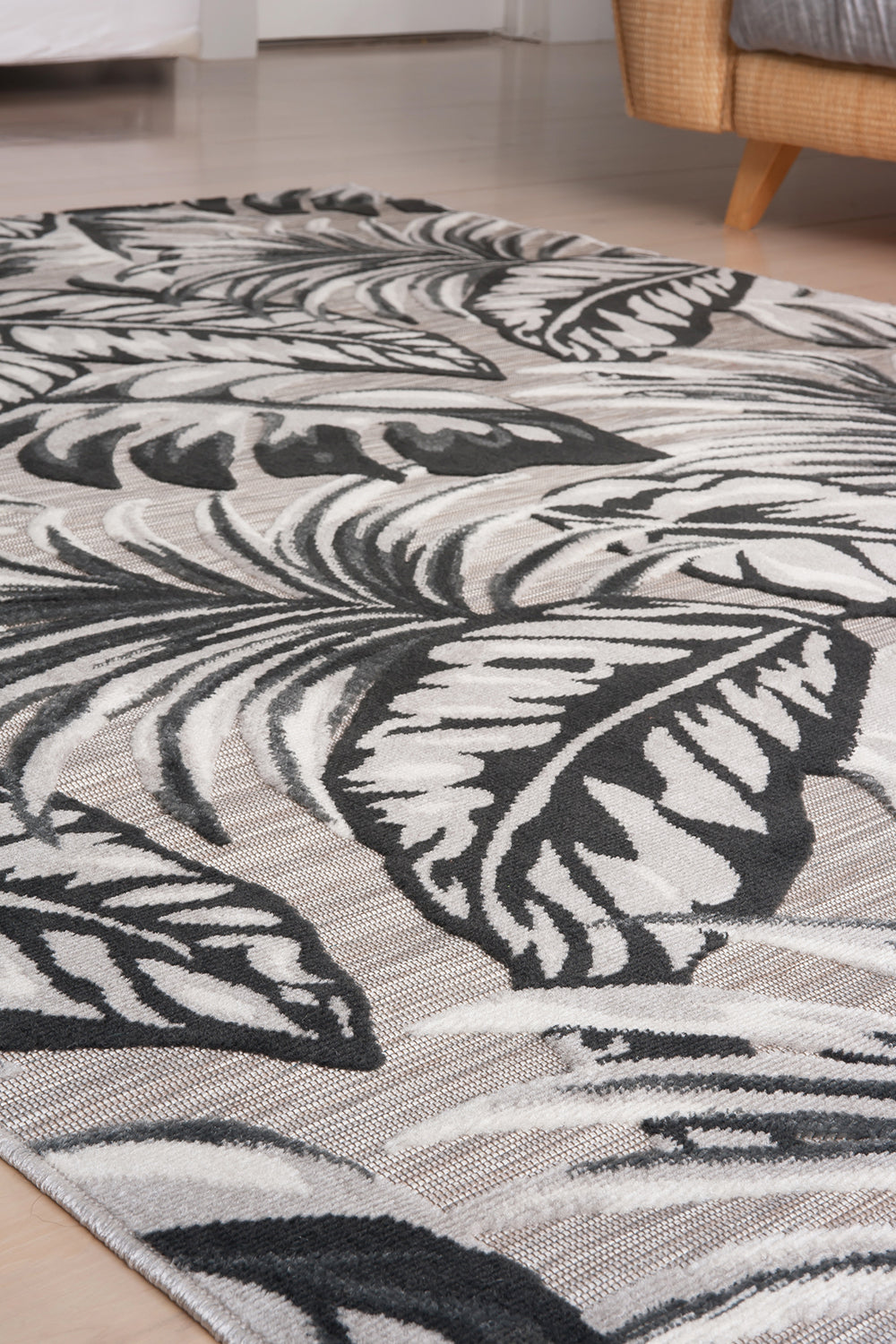 Figuig rug on wooden floor