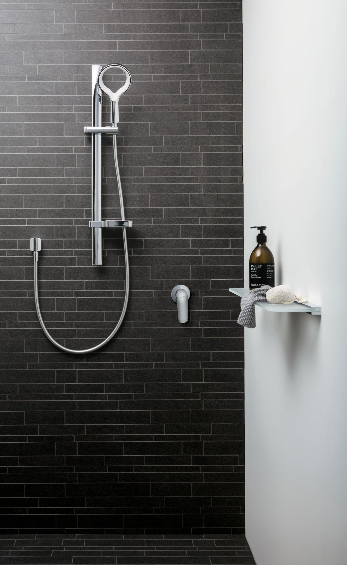 Methven Aurajet Aio Rail Shower Chrome AOSRCP