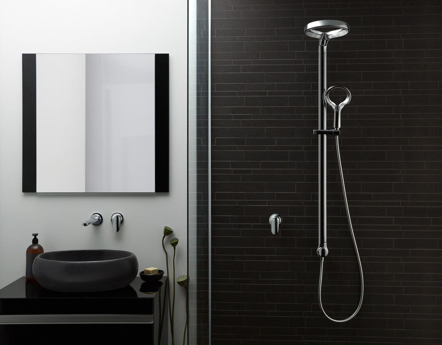 Methven Aurajet Aio shower system Chrome AOSSCP