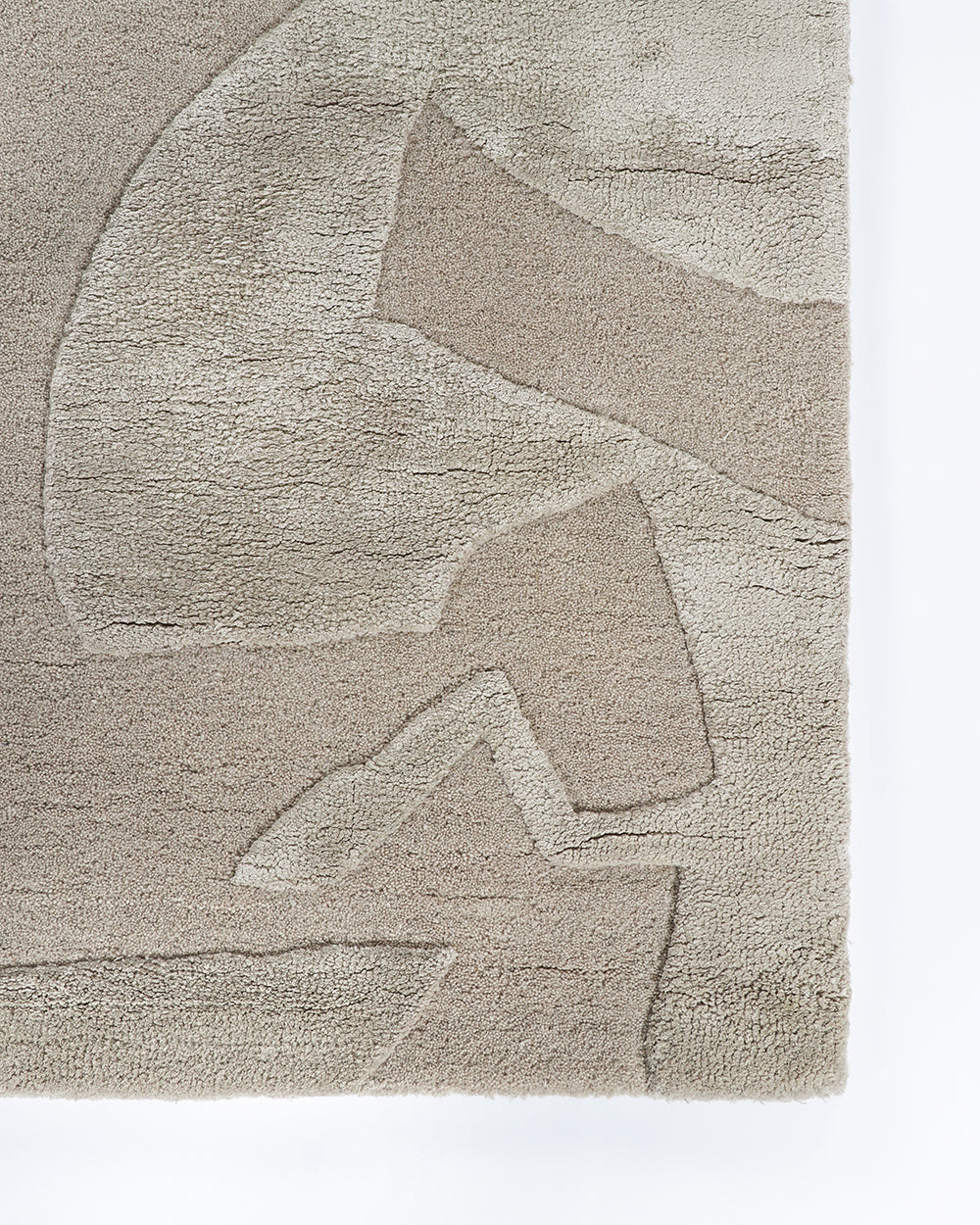 Paolo rug - pale cream with abstract high pile pattern