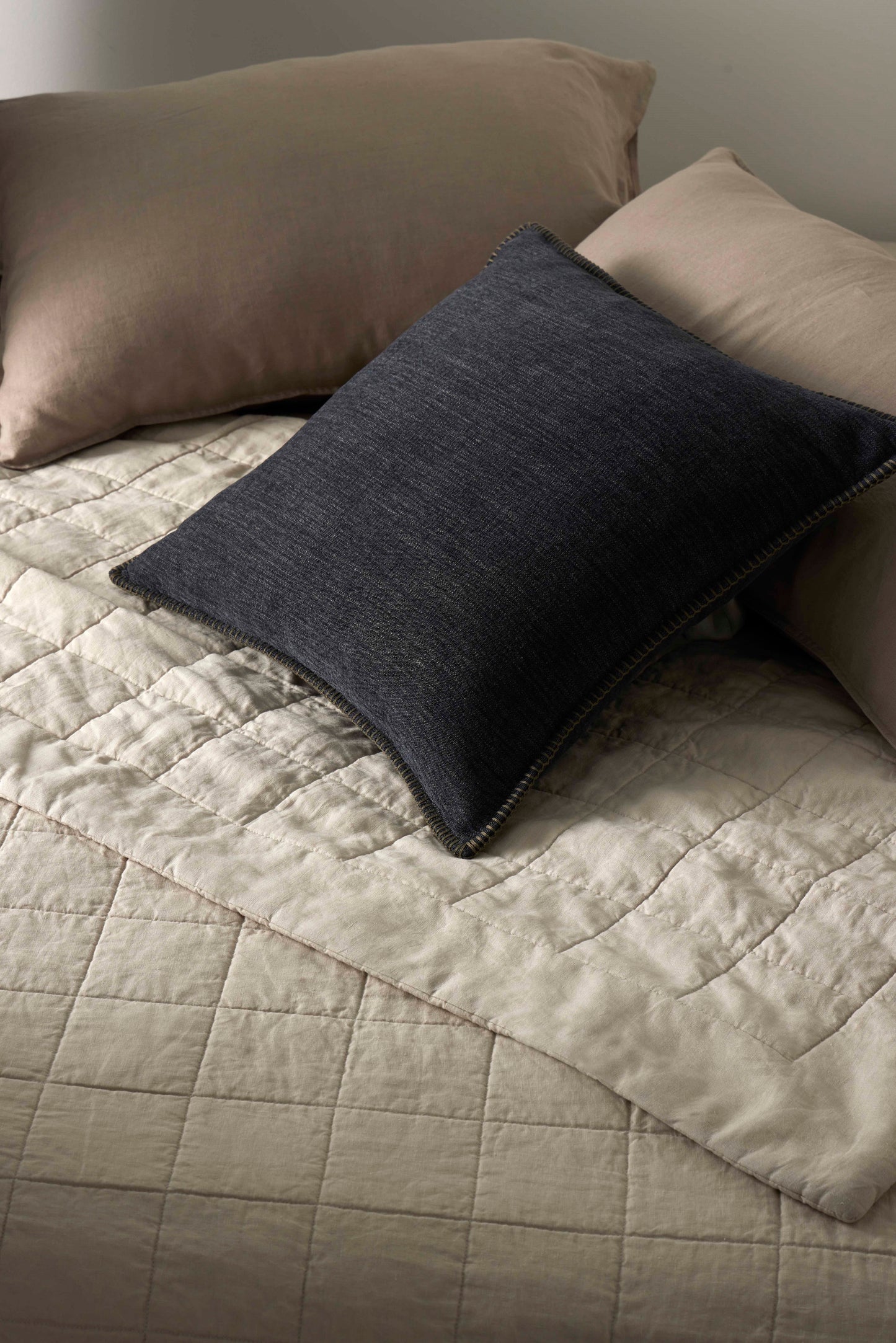 Alba Cushion