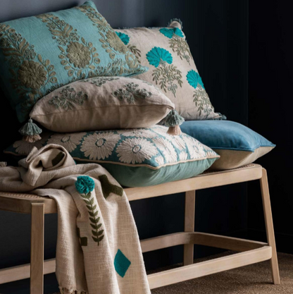 Campania Throw