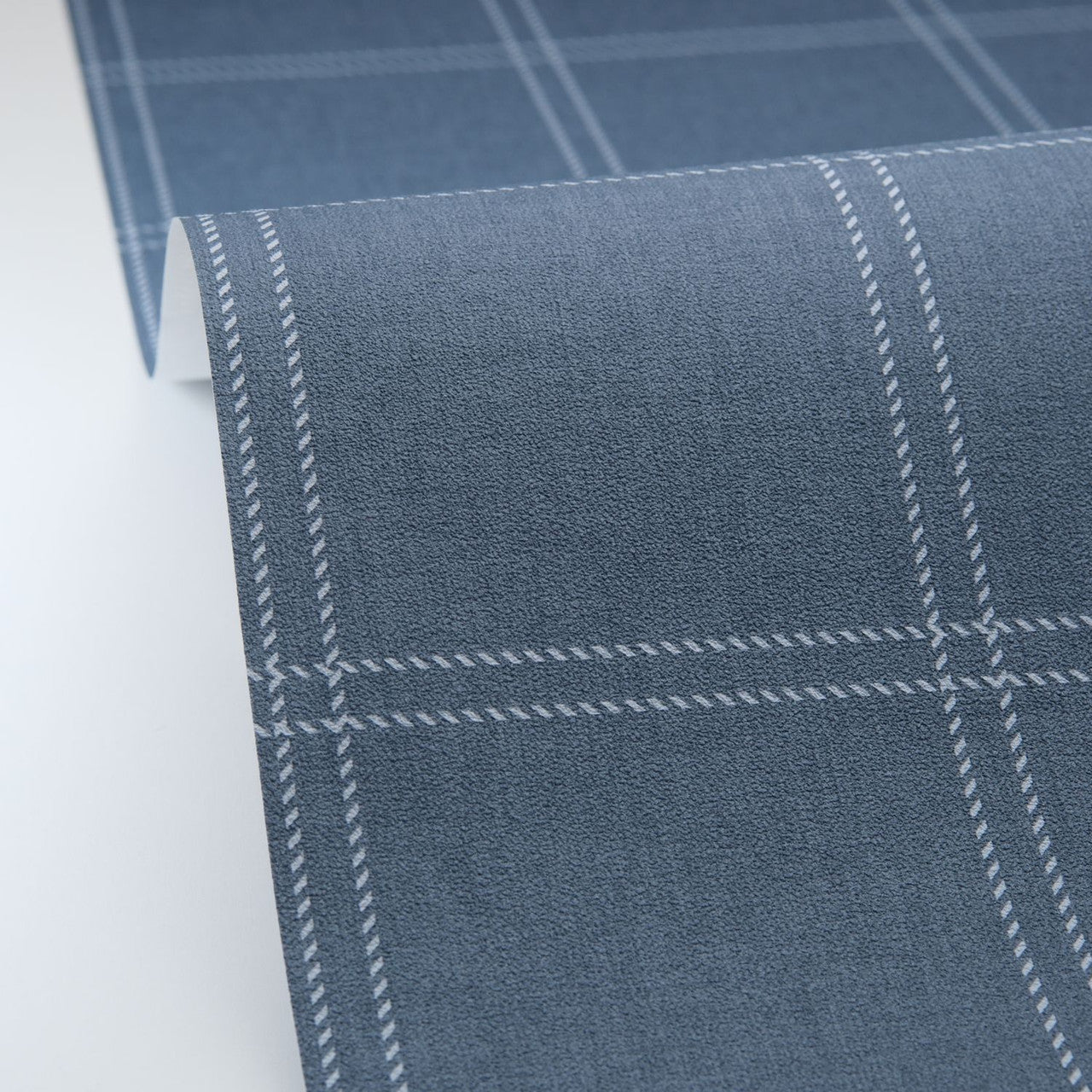 Fine Lines Wallpaper - Caselio