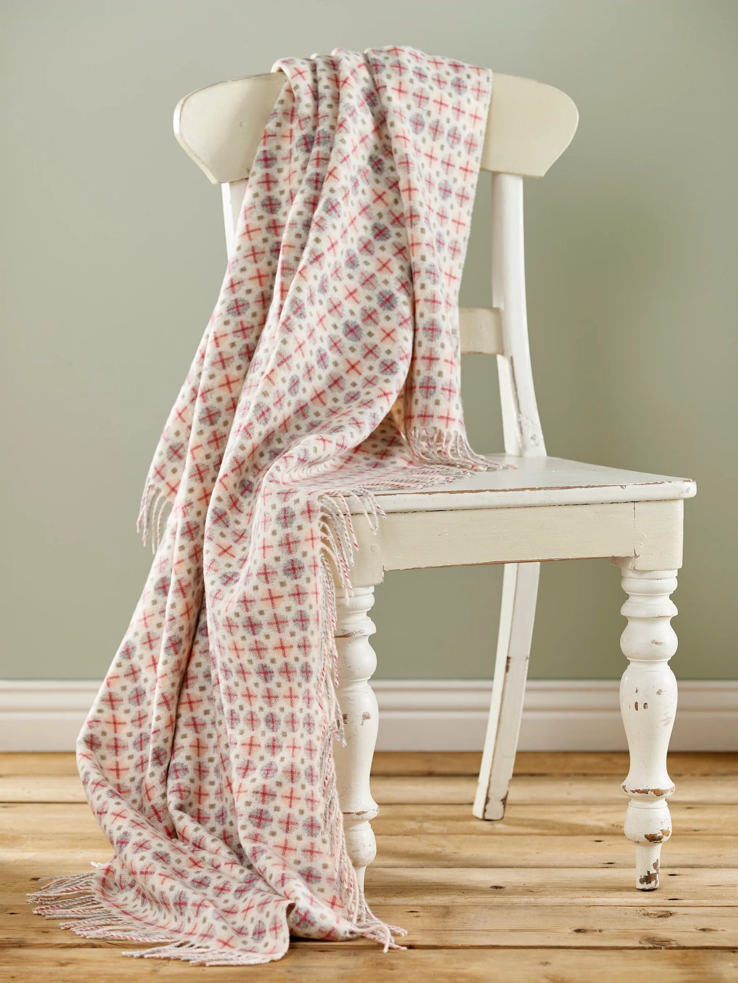 Milan Merino Throw