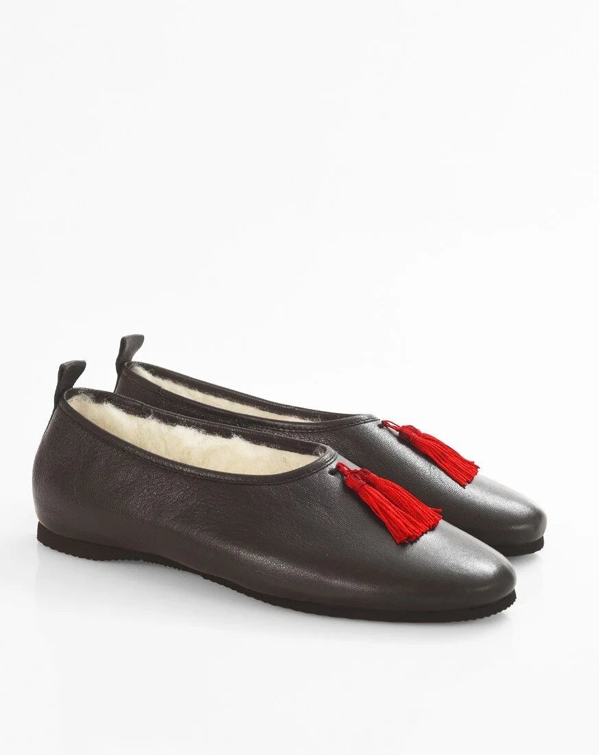 Classic Black Leather Tassel Slippers - Women