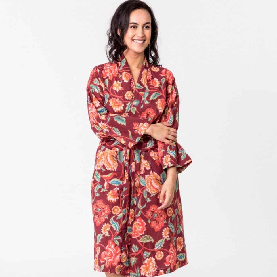 Lily Kimono in red lily pattern