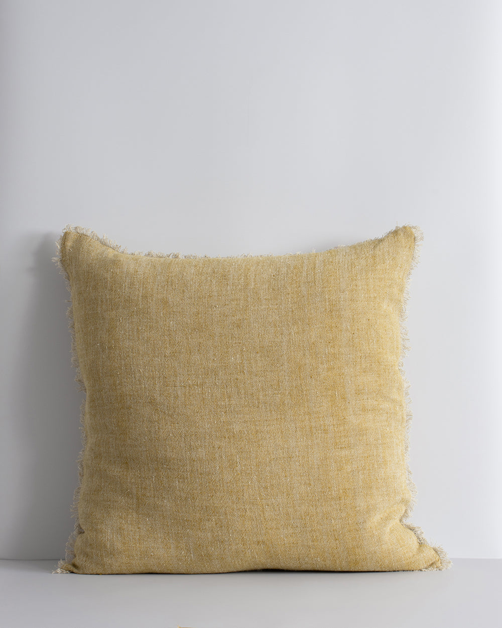 Keaton Linen cushion in wheat