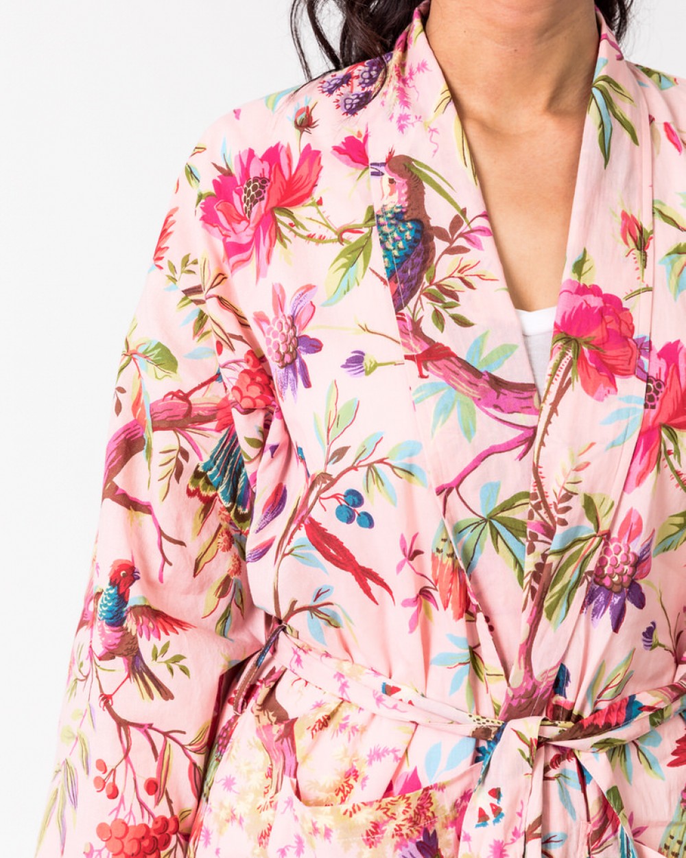 Paradise rose kimono robe with bird of paradise pattern detail - Floressents