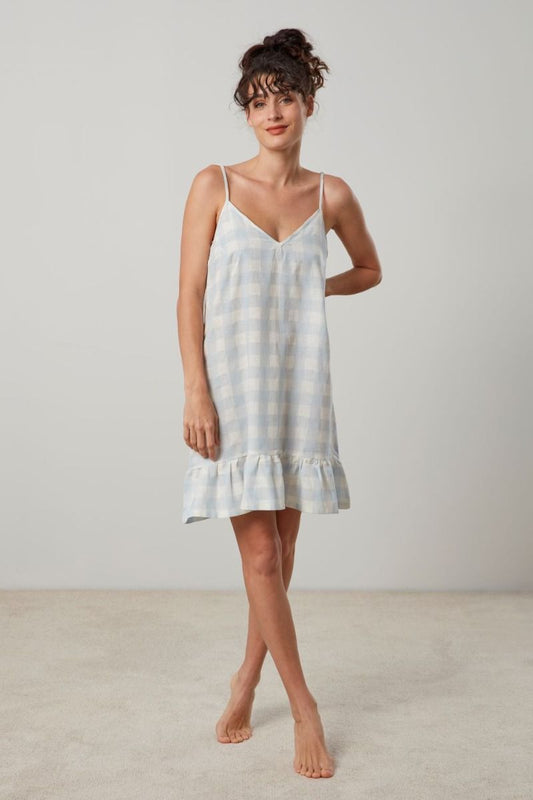 Lena night in blue and white check with frilled hem