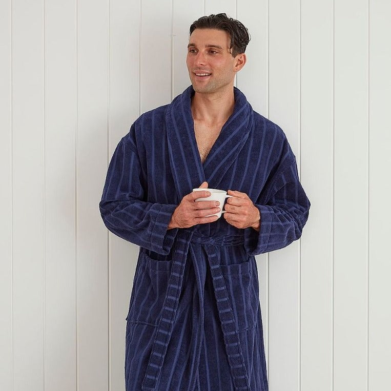 Relaxation men's bath robe by Baksana